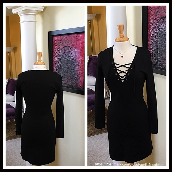 FRENCH CONNECTION BLACK LACE UP V-NECK KNIT MINI DRESS A3C - Picture 3 of 8